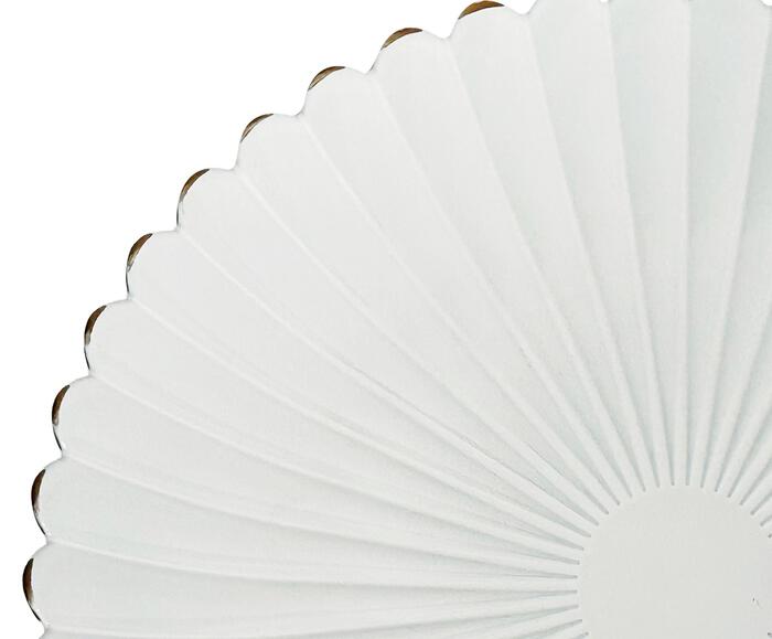 Sousplat branco com filado dourado - image 1