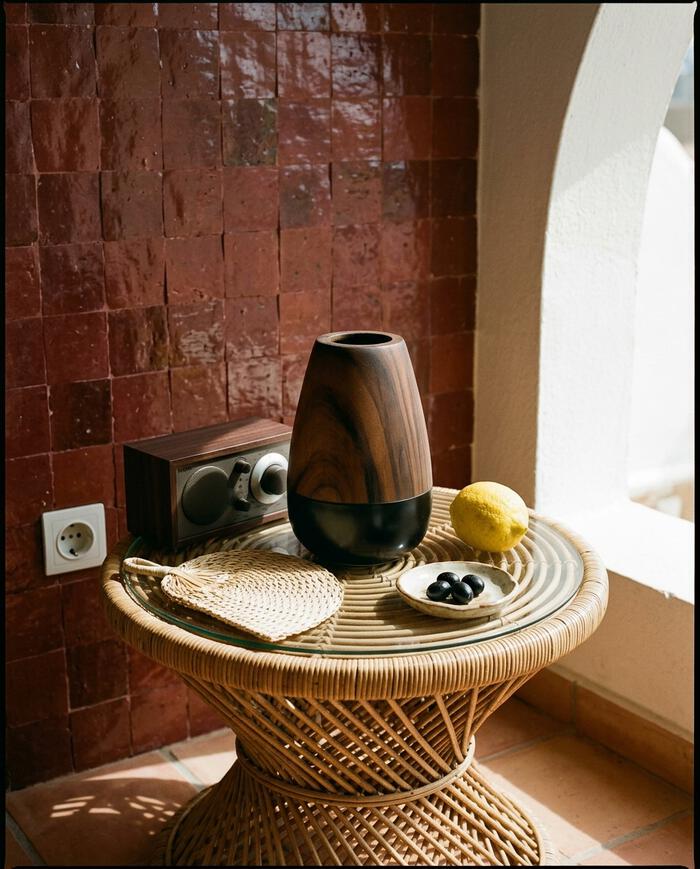 Vaso Redondo em Madeira Dolamita I Preto image number 4