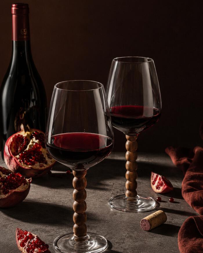 Ta&ccedil;a para Vinho em Cristal com Madeira Mori - image 1