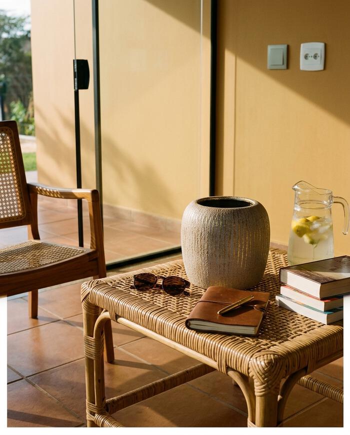 Cachepot Decorativo Virelle Cinza e dourado - image 1