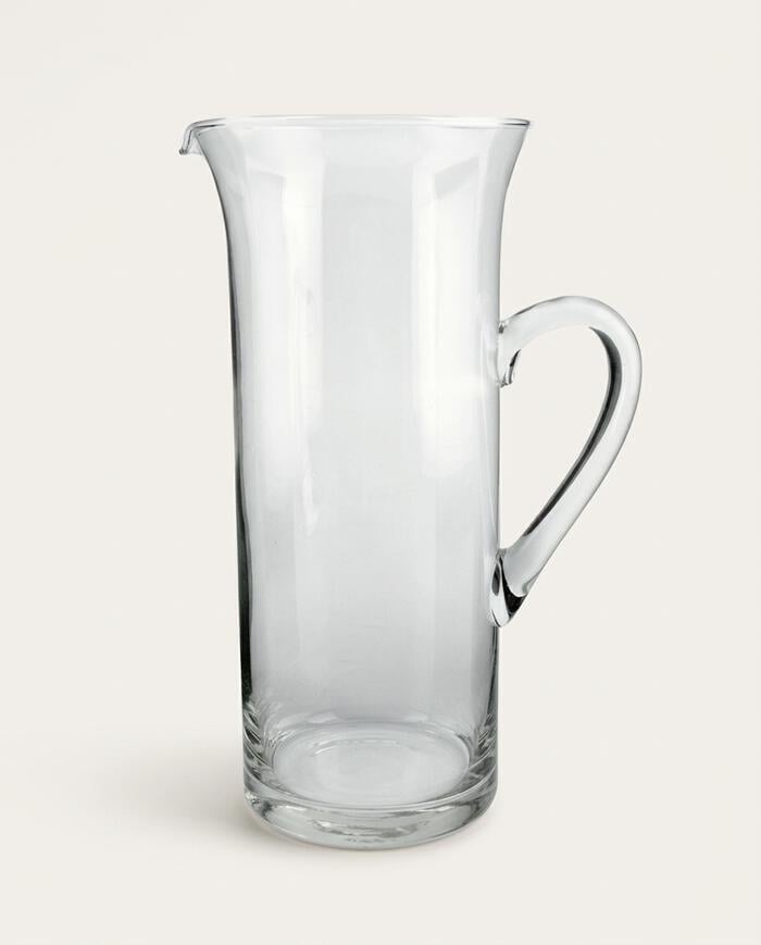 Jarra Carafe Bistro - image 0
