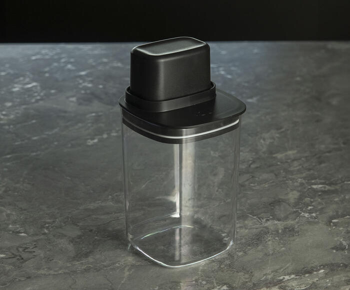 Pote Herm&eacute;tico com Medidor Drop Preto - image 1