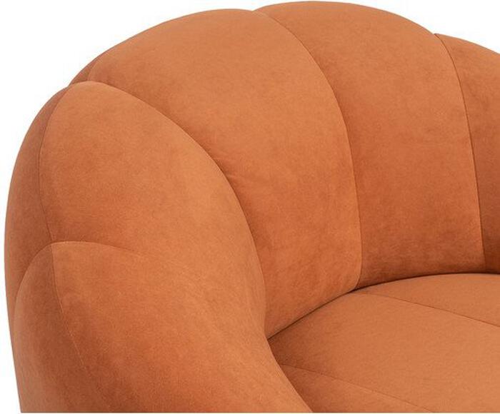 Poltrona em image number 9