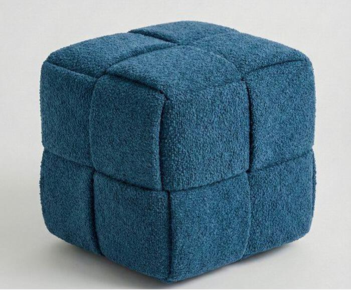 Pufe Cubo em Boucl&eacute; azul - image 1