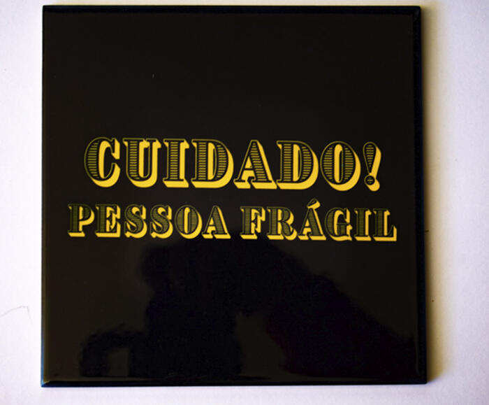 Azulejo Decorativo "Cuidado Pessoa Fr&aacute;gil" - image 1
