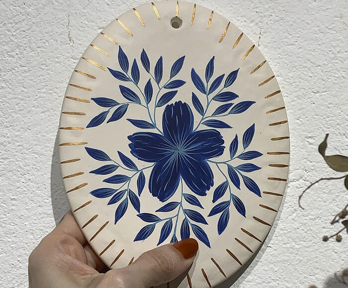 Plaquinha de Parede Floral Azul Marinho - image 1