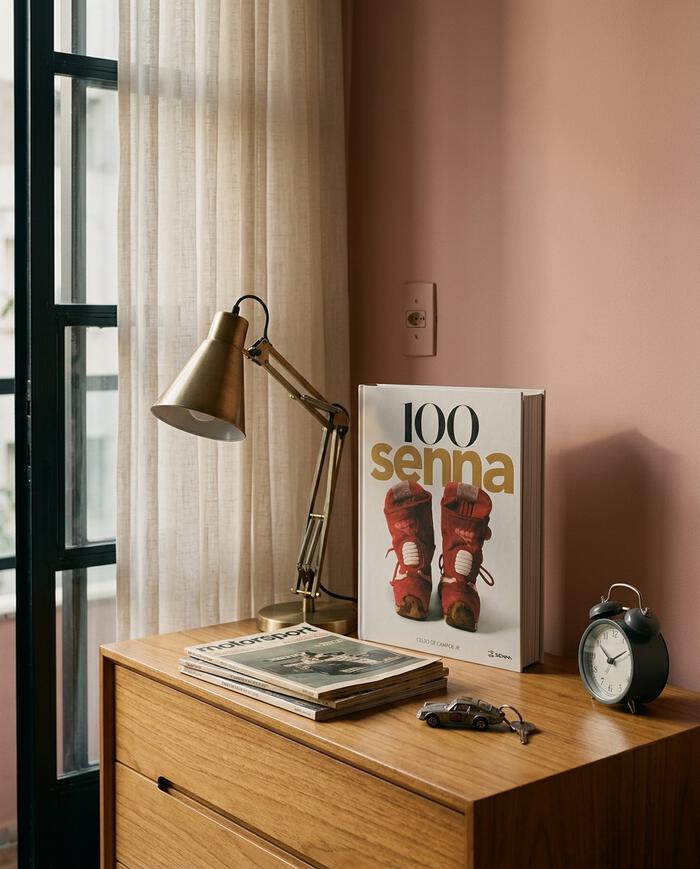 Livro "100 Senna Edi&ccedil;&atilde;o Especial 30 Anos - Capa Bota" - image 1