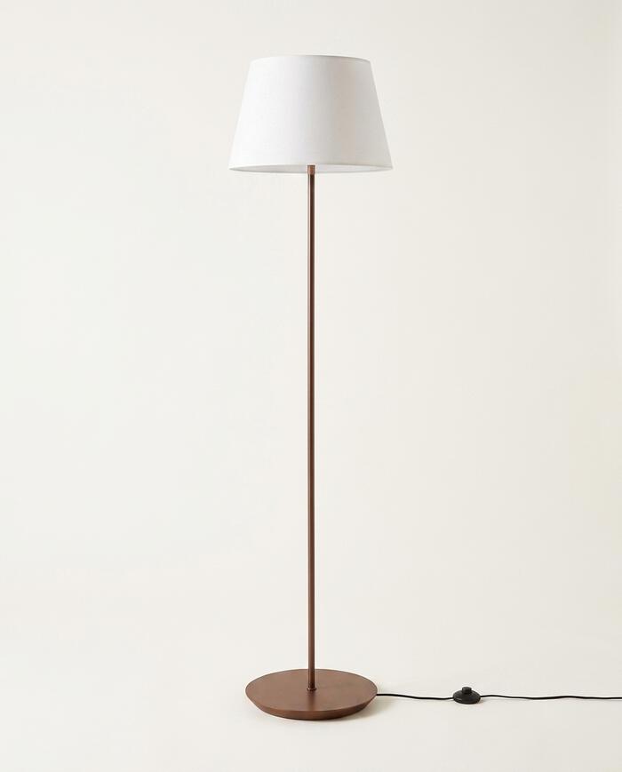 Lumin&aacute;ria de Piso Slim Castanho e Branca Bivolt image number 4