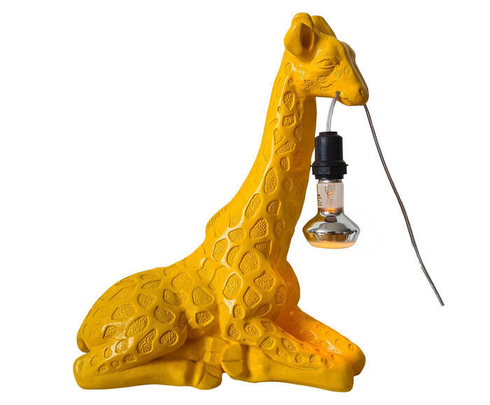 Girafa Que Leva Luz Amarela - image 0