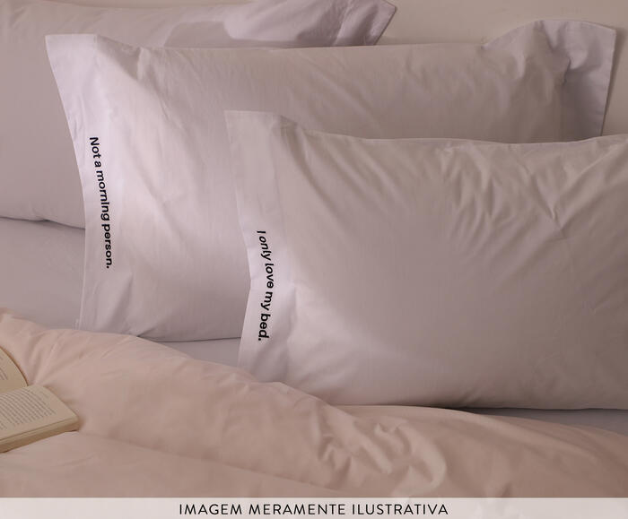Fronha Bordada "I Only Love My Bed" Branca e Preta 200 Fios - image 1