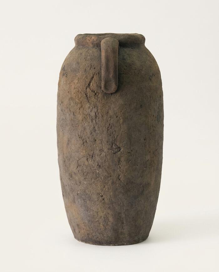 Vaso de Cer&acirc;mica com Superf&iacute;cie Irregular Marrom III image number 2