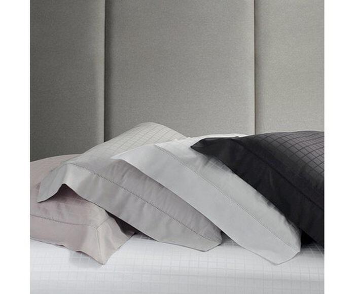 Fronha Damask Stripes Cetim 300 Fios - image 1