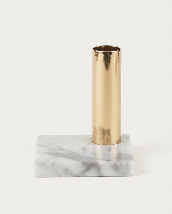 Casti&ccedil;al de Pedra e Metal Cr&eacute;dible Branco e Dourado image number 3