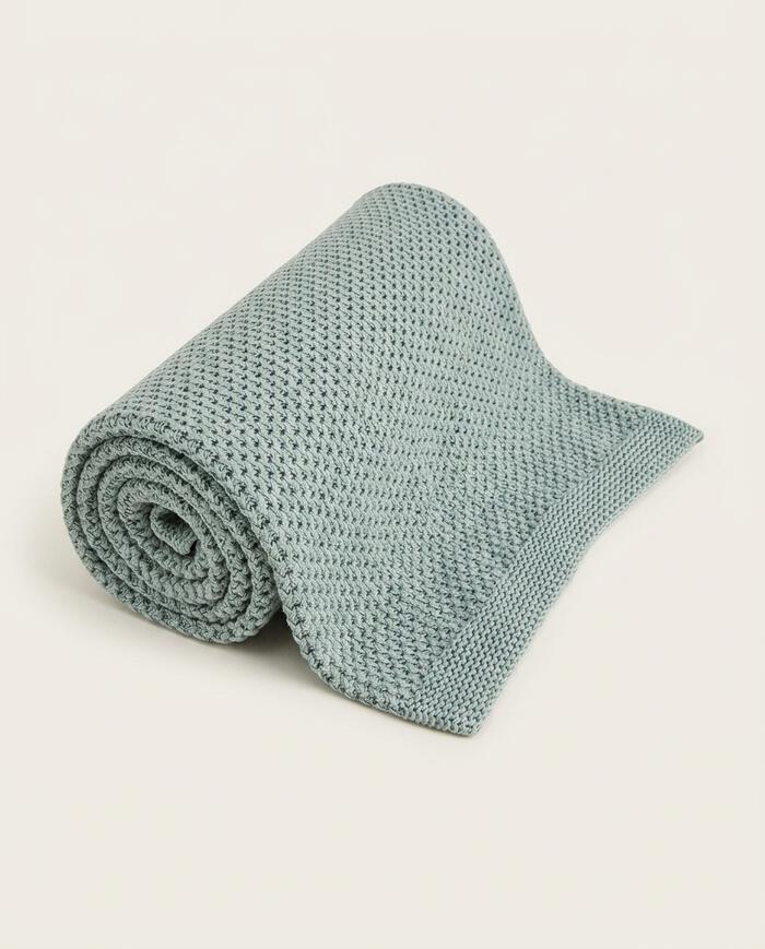 Manta Tricot Yves Verde image number 3