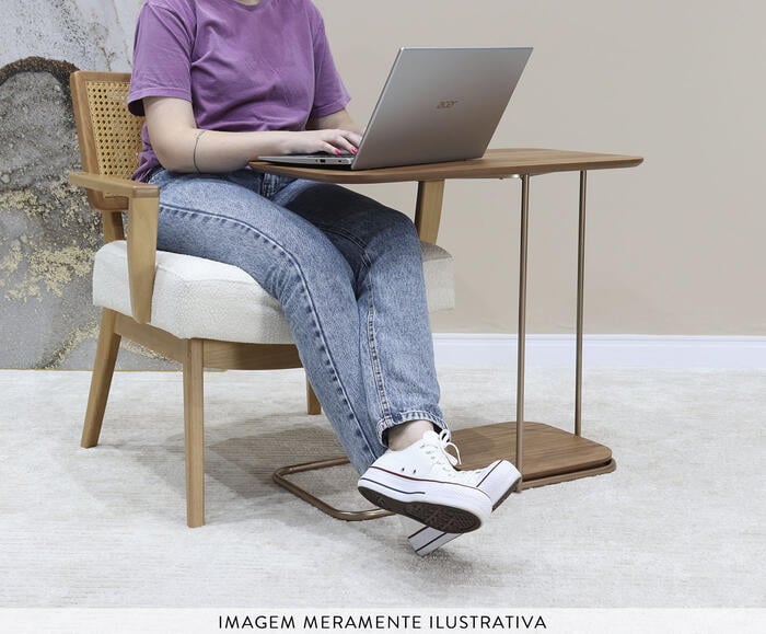 Mesa para Sof&aacute; L&oacute;gica - Pinh&atilde;o - image 1