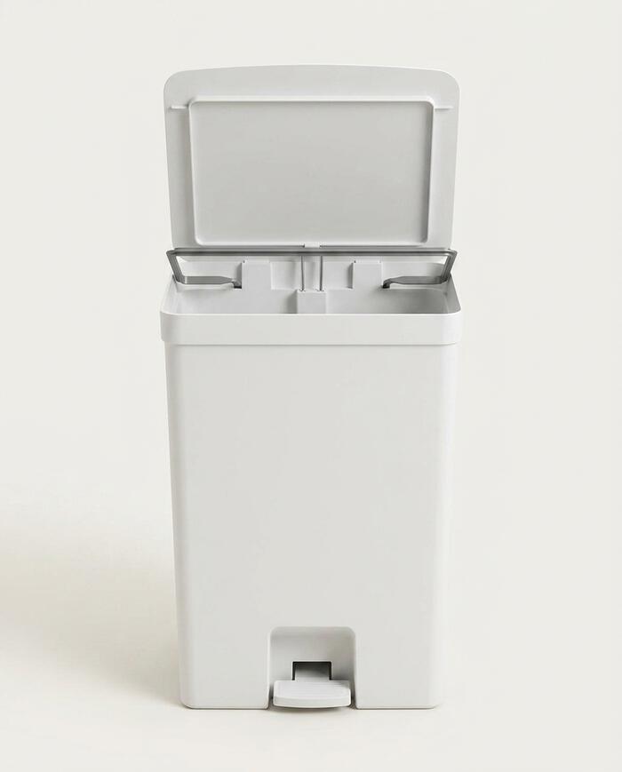 Lixeira de Pedal Trium Iv Branco - 50L - image 1