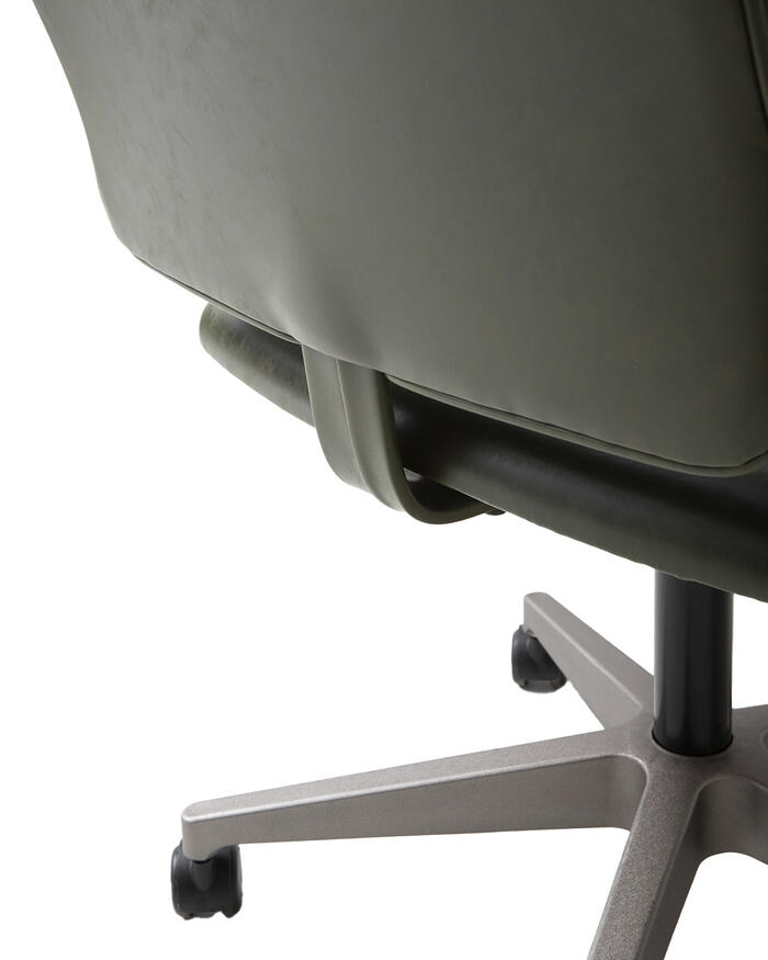 Cadeira Office Chicago em Courino image number 8