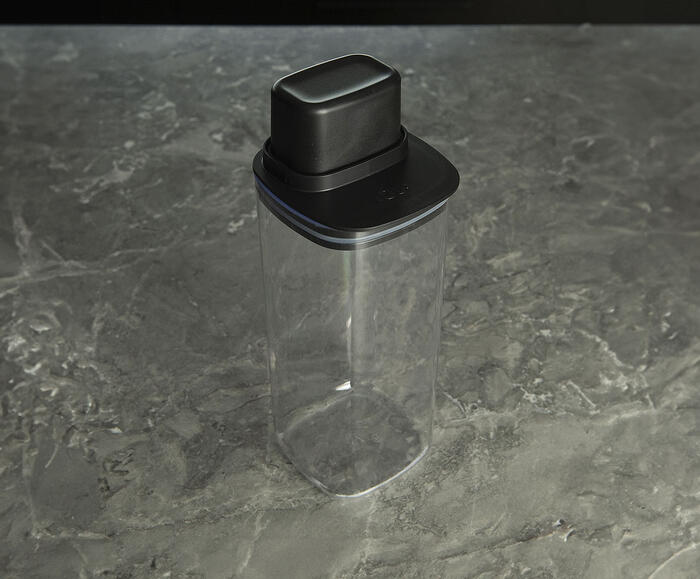 Pote Herm&eacute;tico com Medidor Drop Fechado Preto - image 1