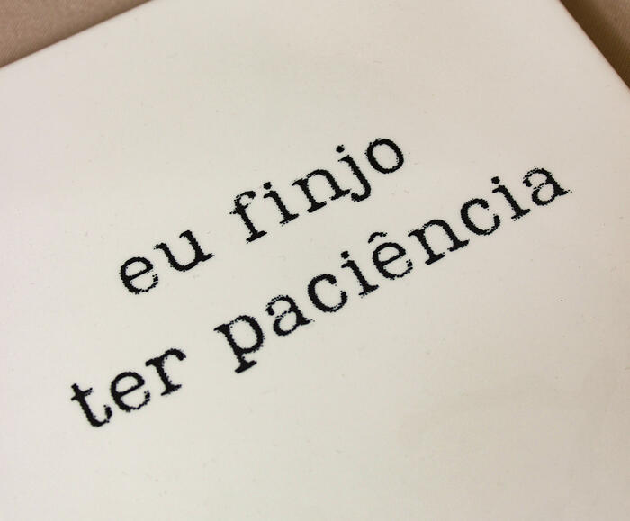 Azulejo Decorativo "Finjo Paci&ecirc;ncia" - image 1