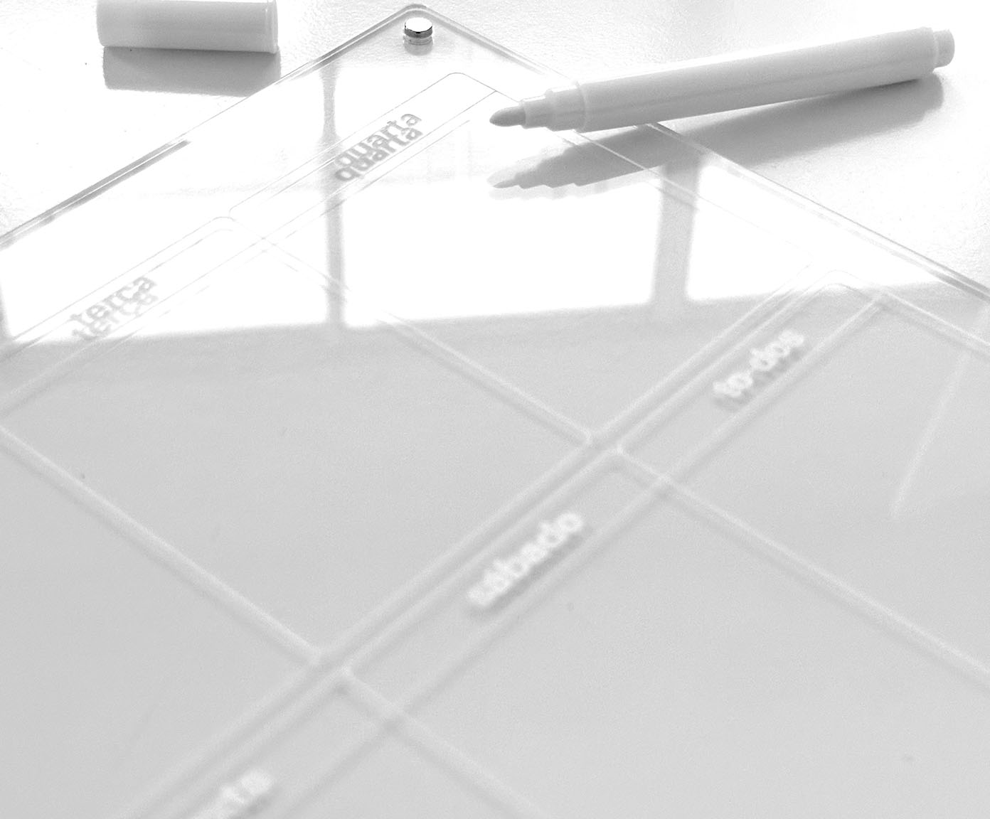 Calend&aacute;rio de Mesa Semanal Transparente image number 2