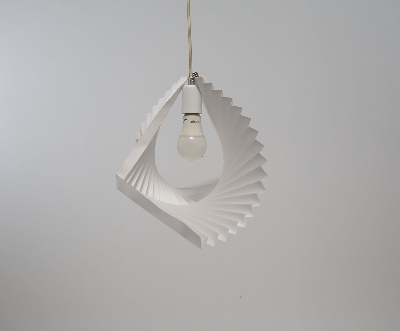 Lumin&aacute;ria Origami Evo&aacute; Branco image number 1
