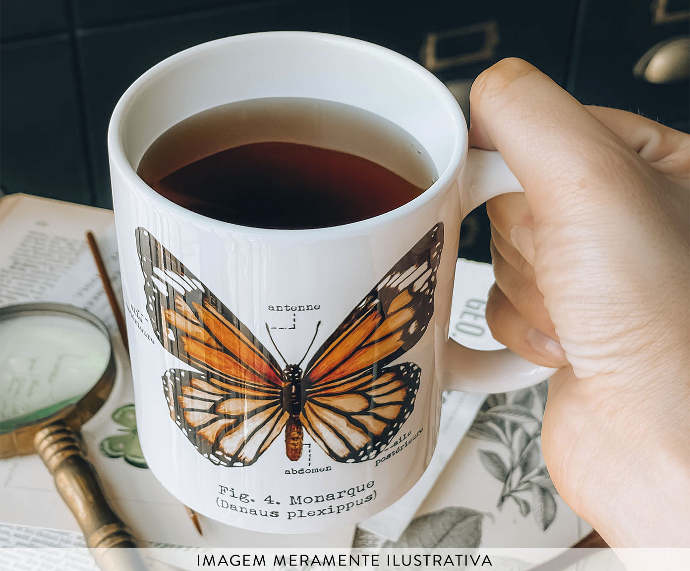 Caneca Borboleta Monarca Aquarela image number 2