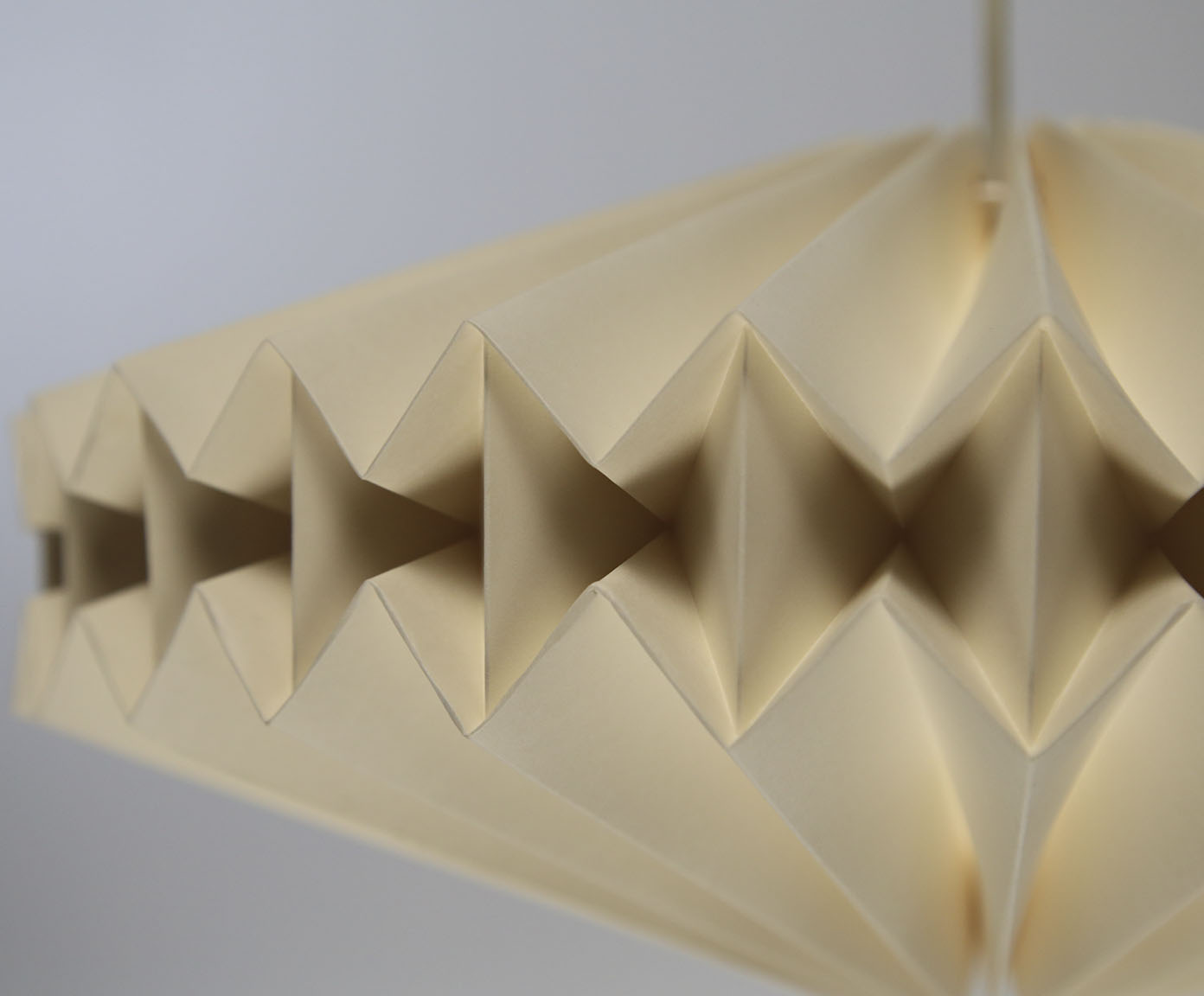 Lumin&aacute;ria Origami Dusol Marfim image number 4