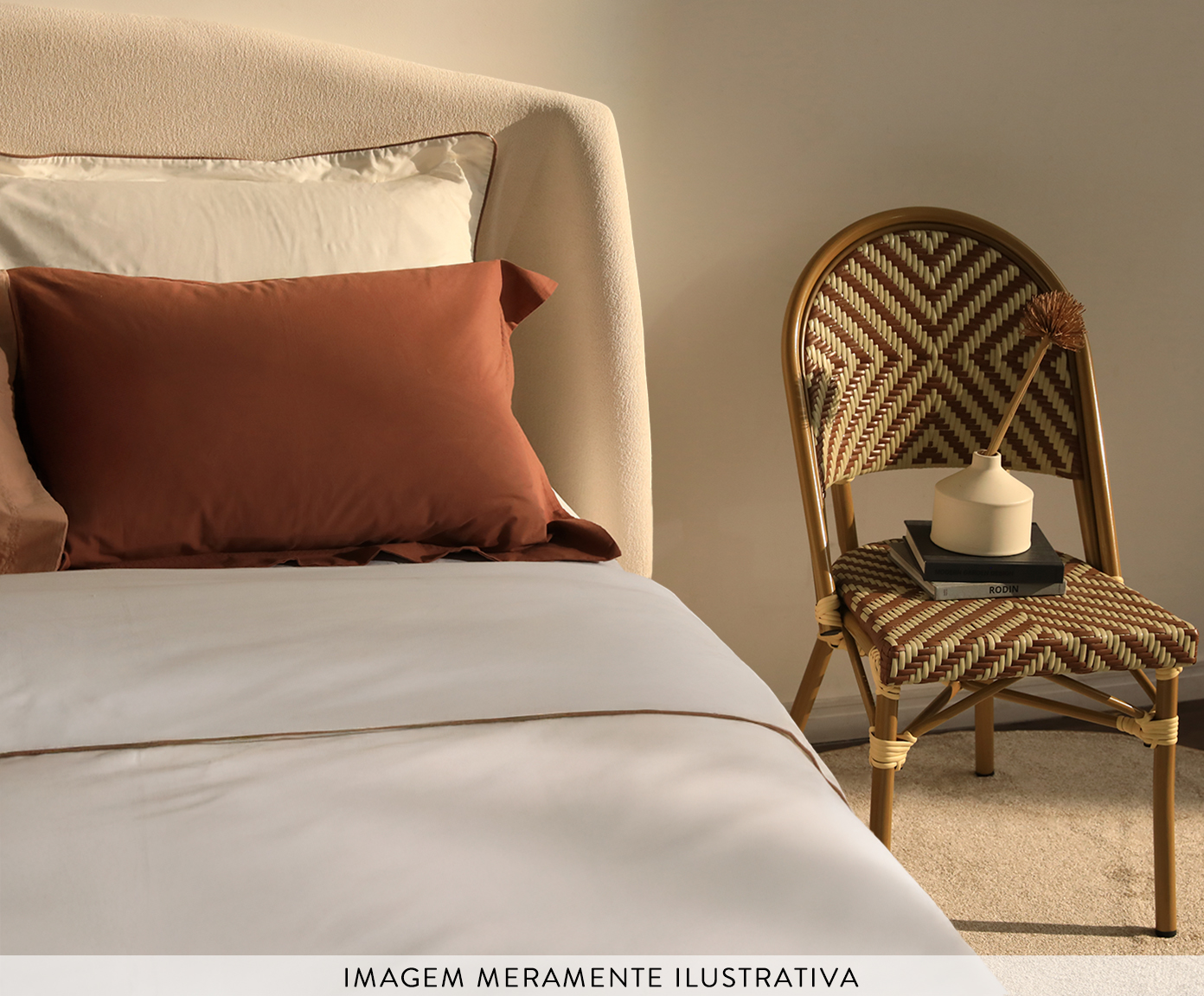 Cadeira Bistr&ocirc; Sena Marrom e Creme - image 1