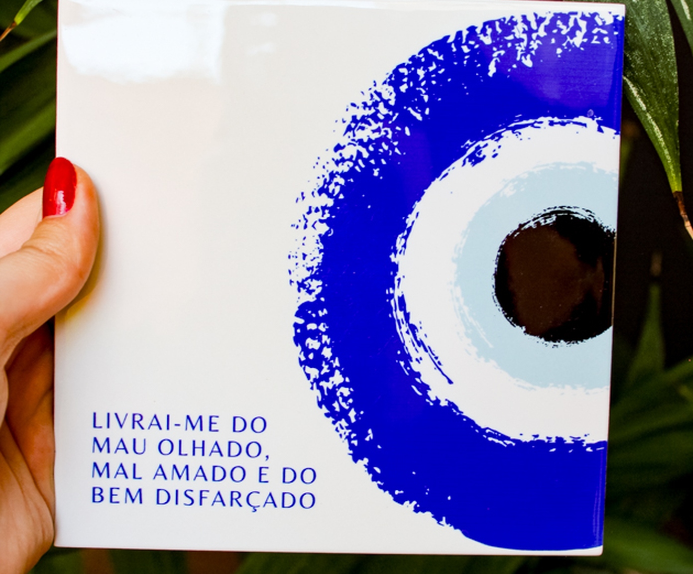 Azulejo Decorativo "Livrai-me do Mau Olhado" image number 3
