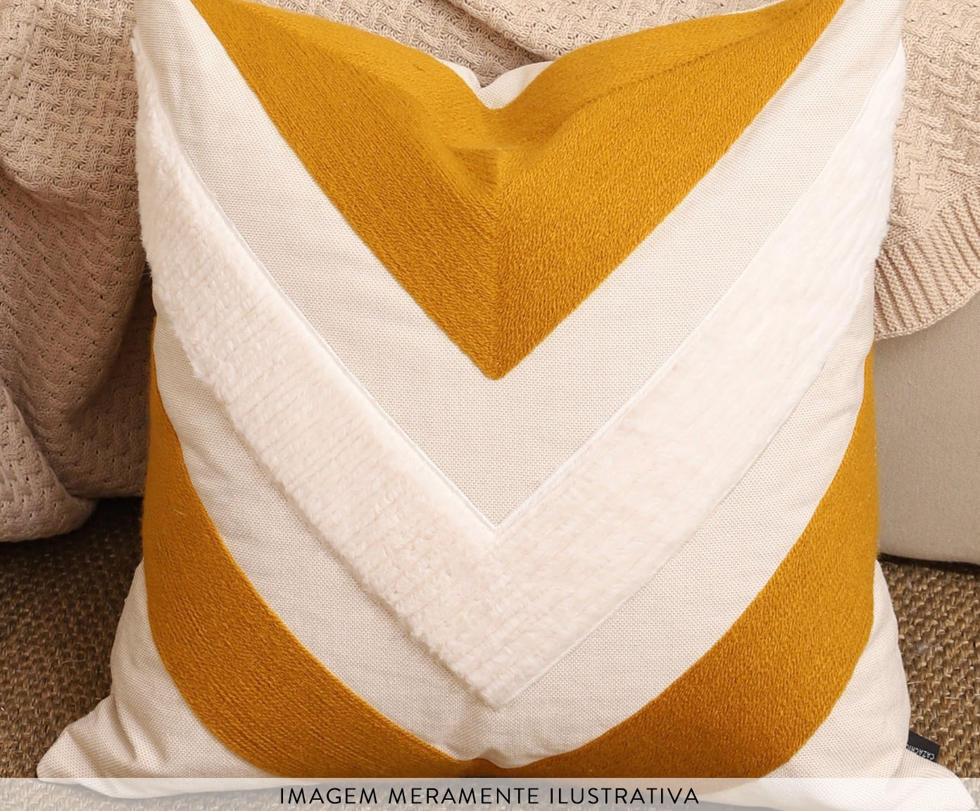 Almofada em Linho Yazzite - Caramelo e Off White - image 1