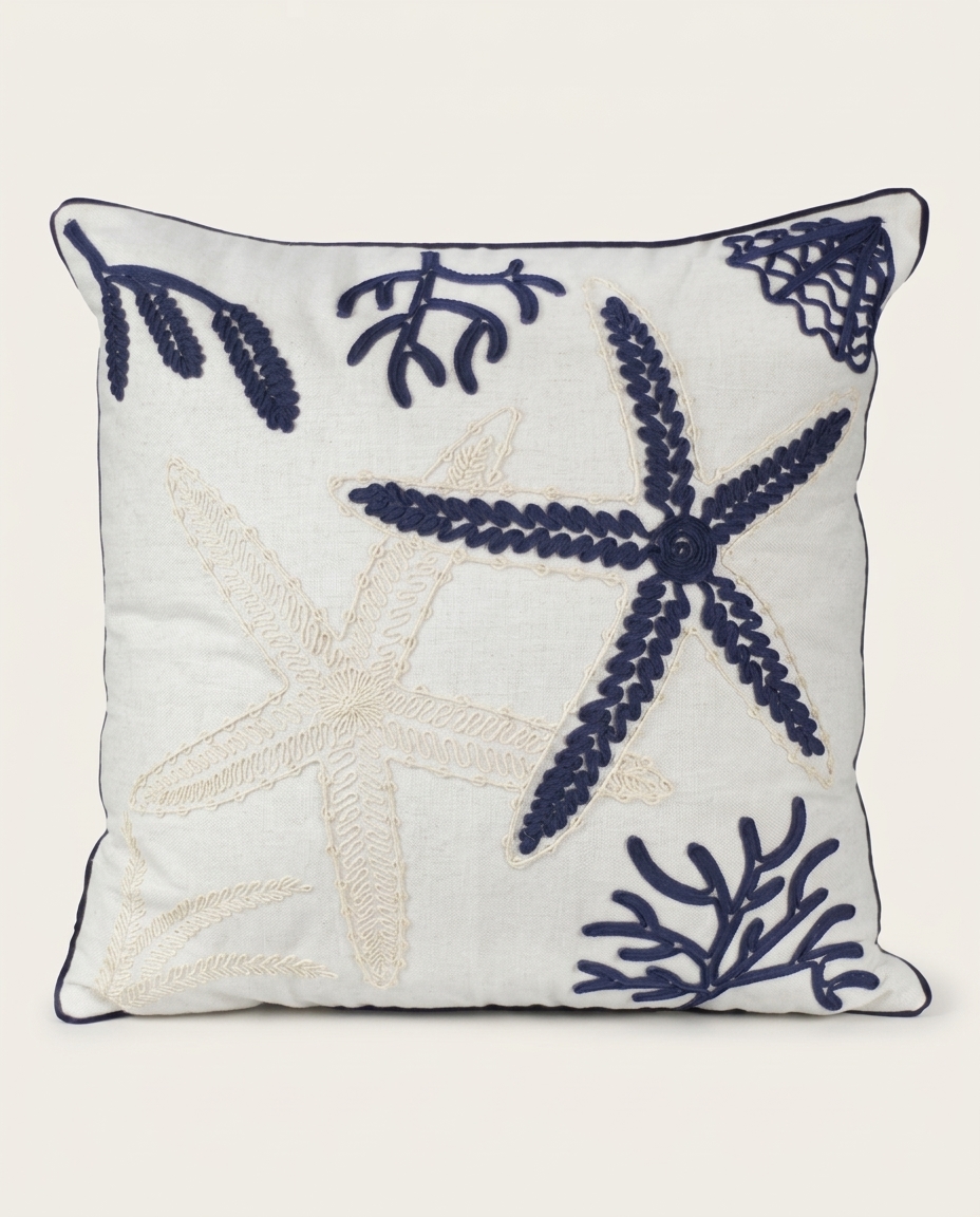 Almofada em Linho Cru e Boucle Estrela Marinho - image 0