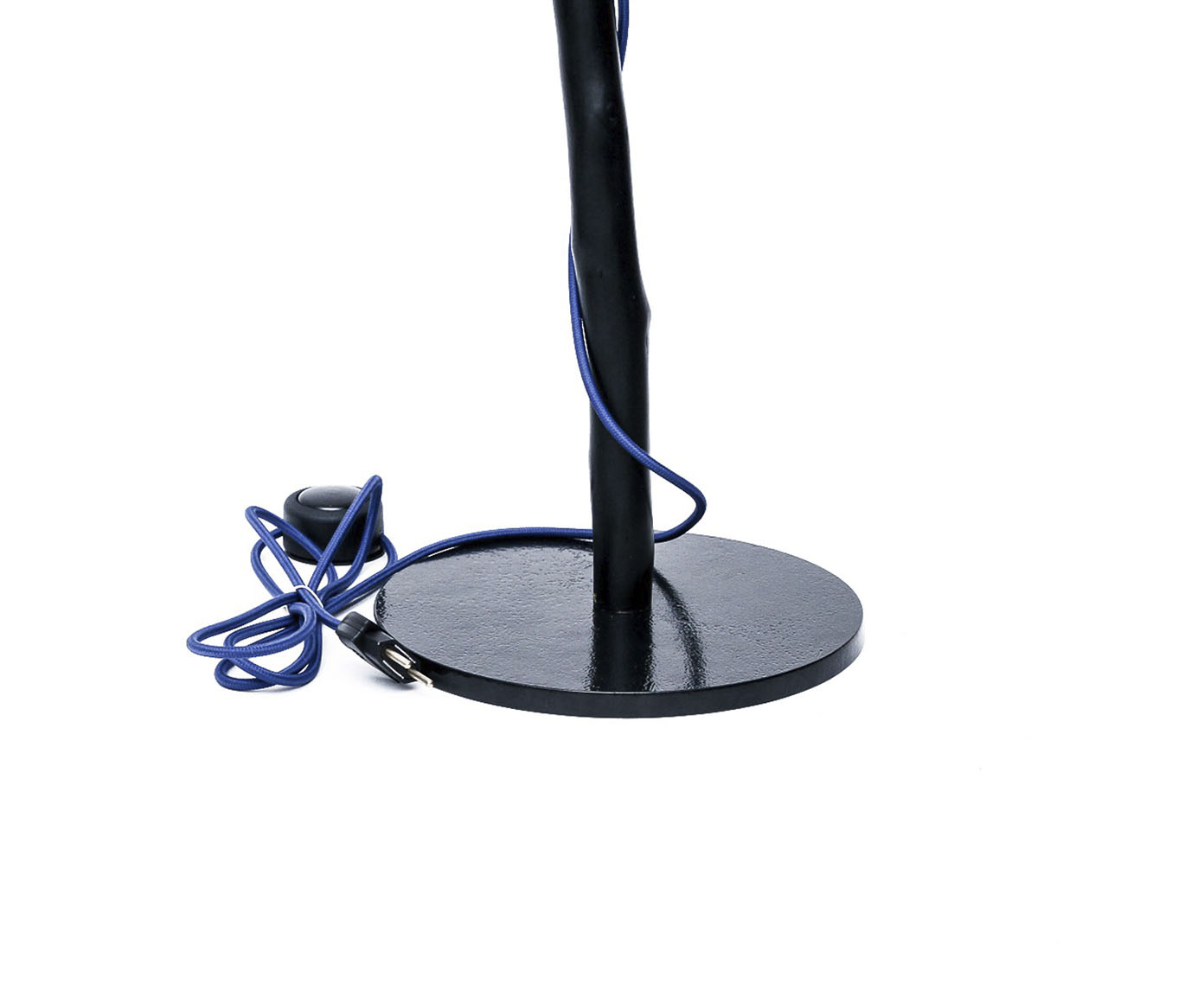 Lumin&aacute;ria de Piso com Galho de Eucalipto Black Bivolt image number 2