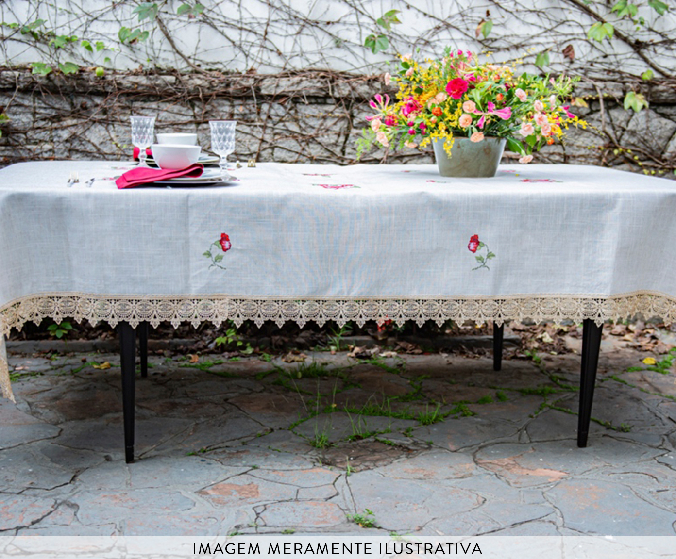 Toalha de Mesa com Renda Guipir Bege image number 3