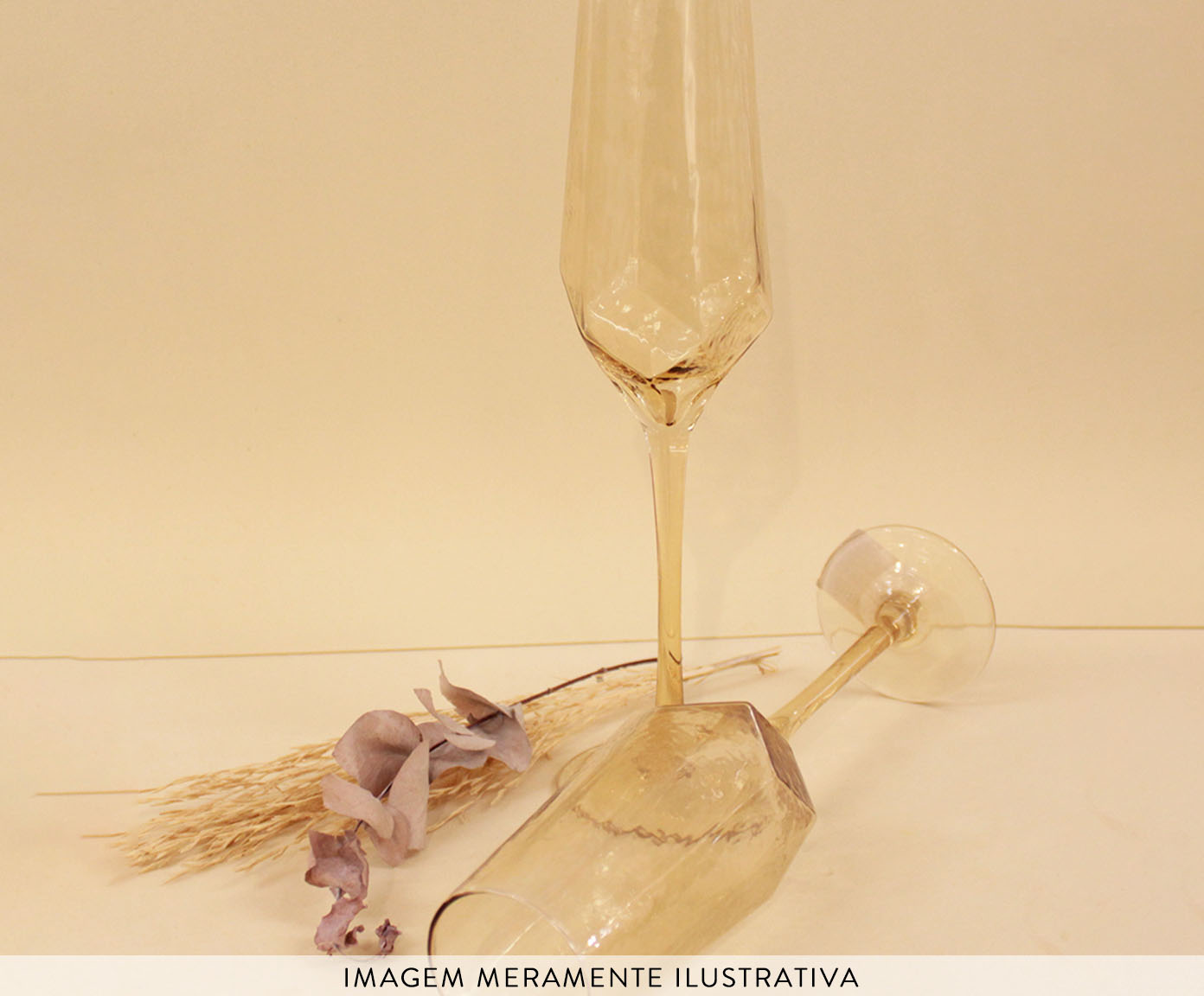 Ta&ccedil;a de Champagne Geometric Blush Glam image number 1
