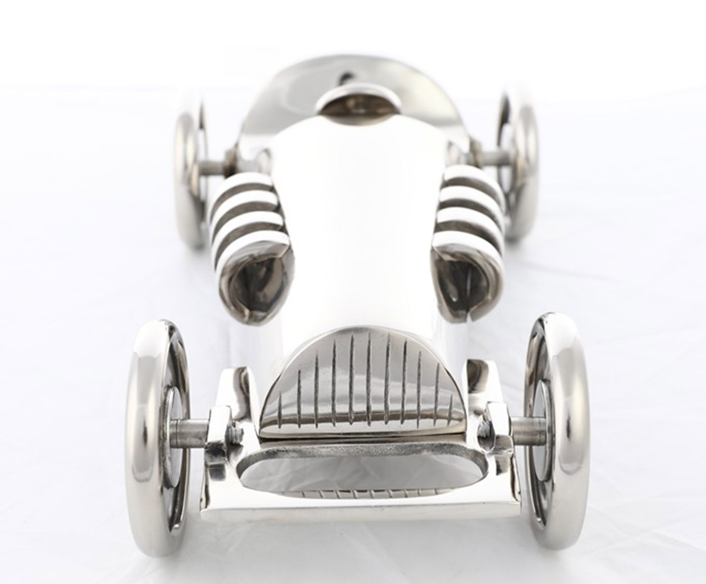 Carro Vintage Decorativo - image 1
