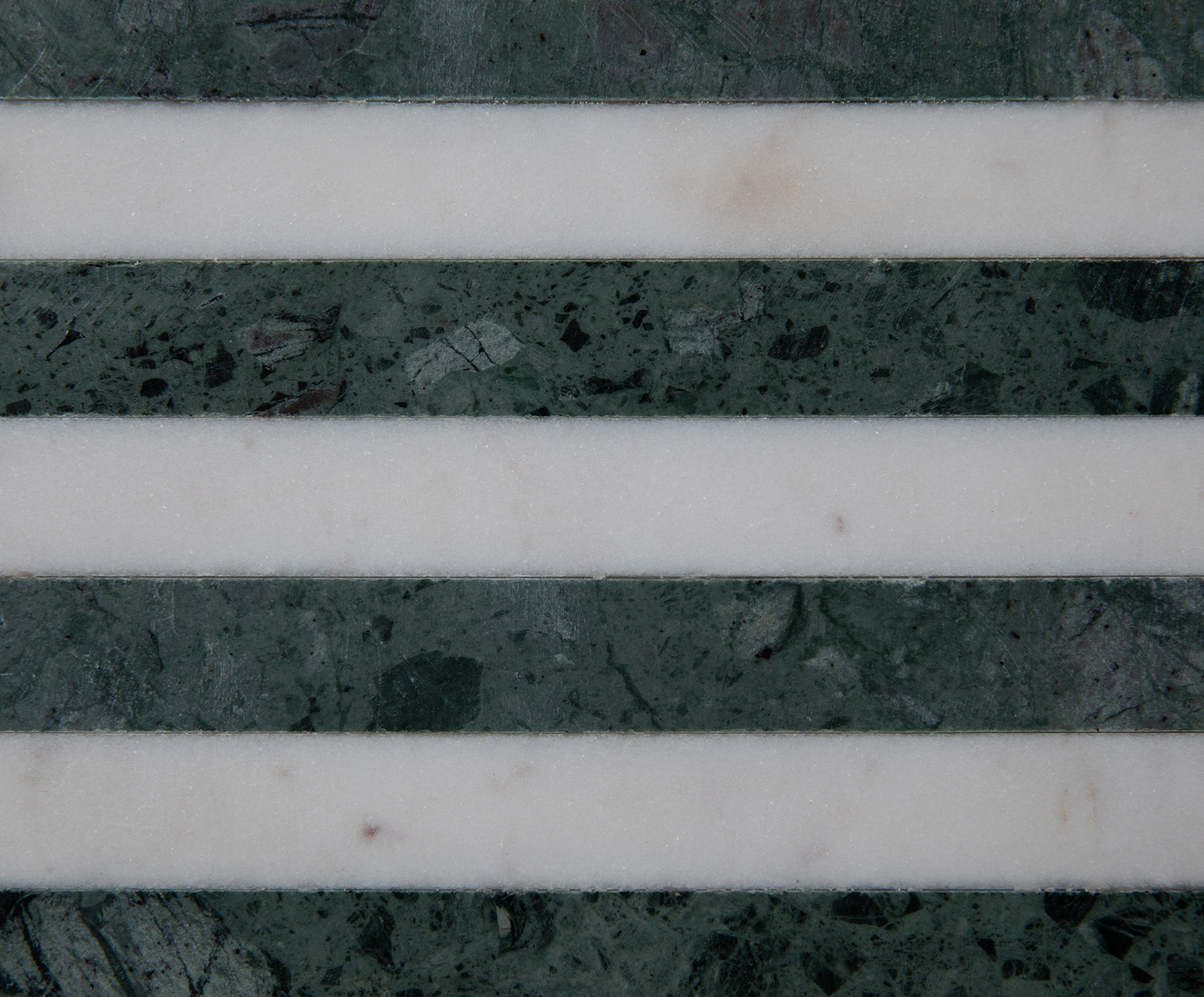 T&aacute;bua de Servir em M&aacute;rmore Aura Branco e Verde image number 4