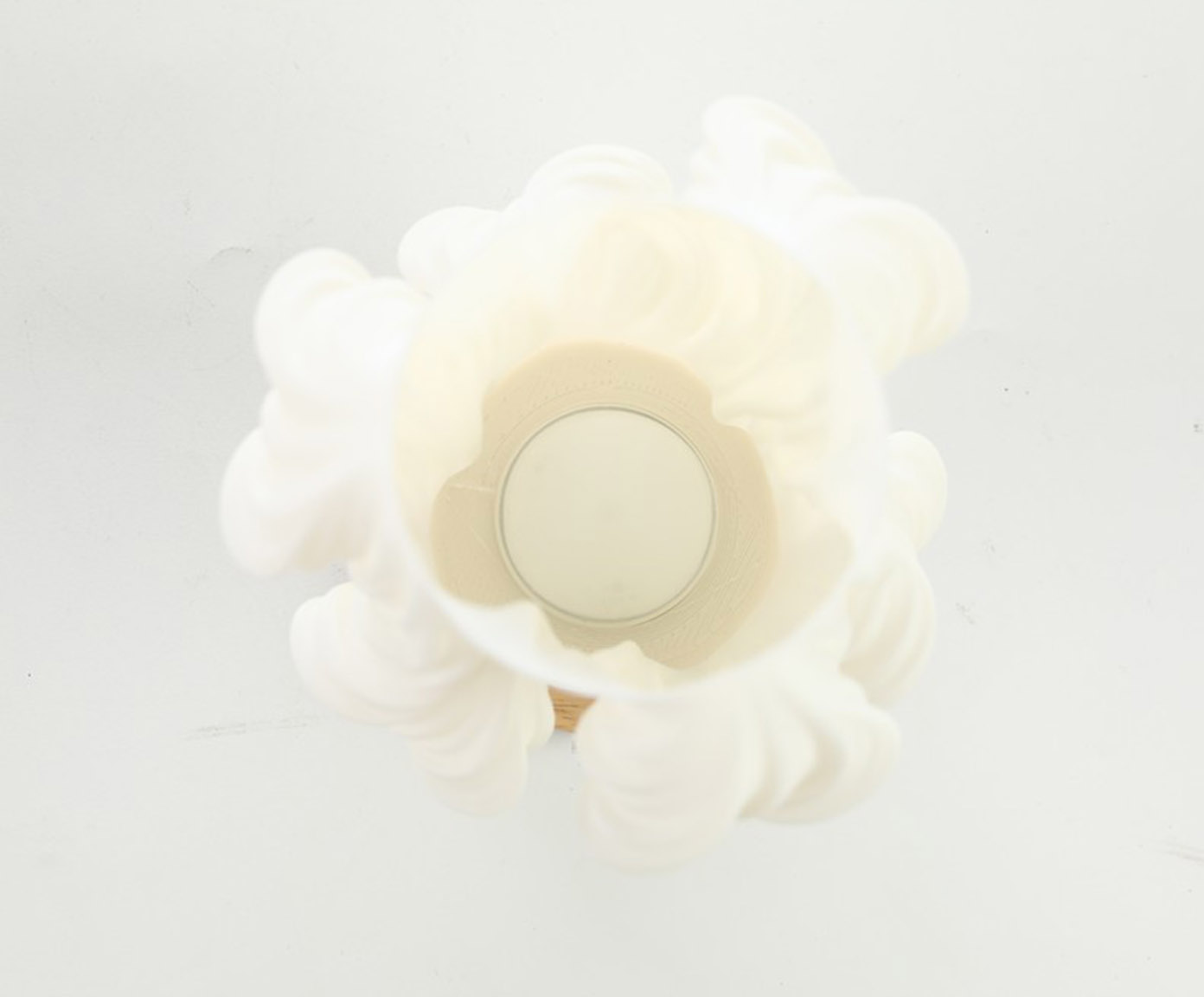 Lumin&aacute;ria Rubi Creme image number 4