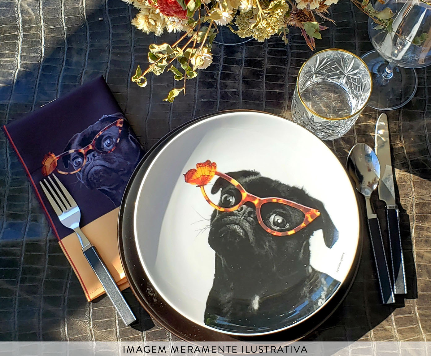 Prato de Porcelana Pug Juaninha And Butterfly image number 4