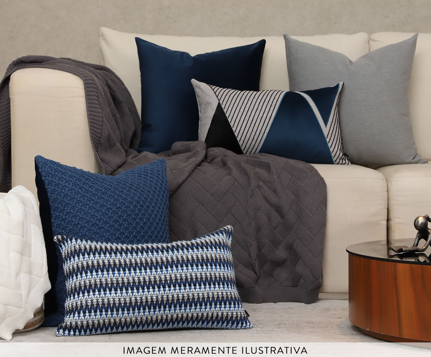 Almofada em Linho New Collection - Cinza, Azul e Preta image number 3