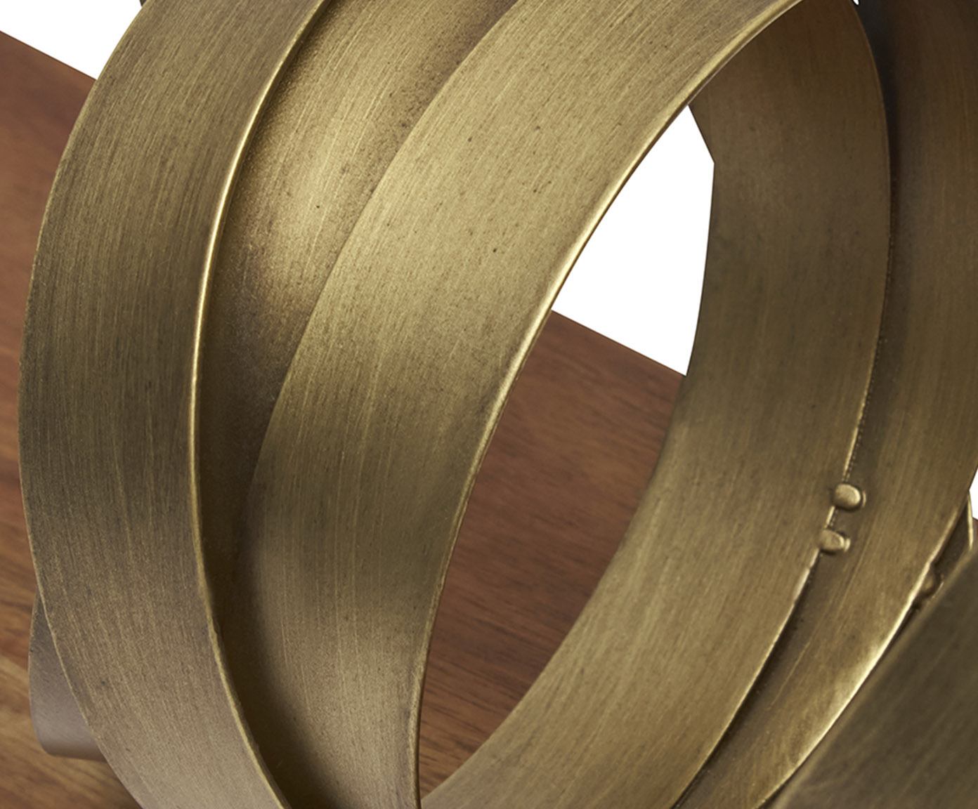 Escultura em Mdf e Metal image number 1