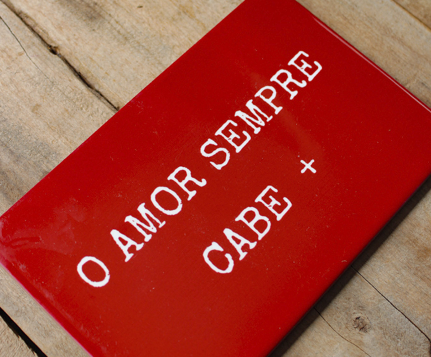 Azulejo Decorativo "O Amor Sempre Cabe +" image number 2
