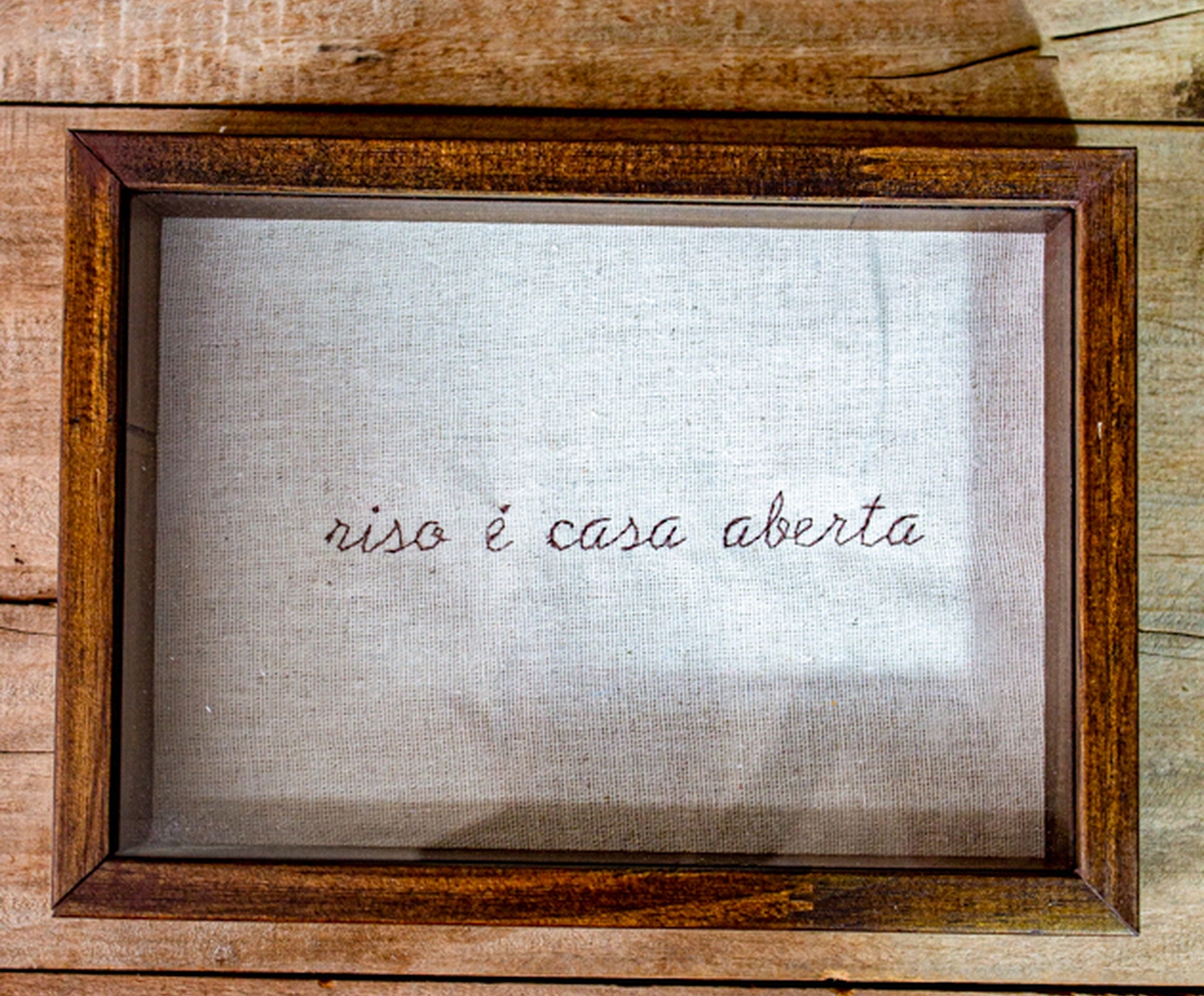 Quadro Decorativo "Riso &eacute; Casa Aberta" image number 1
