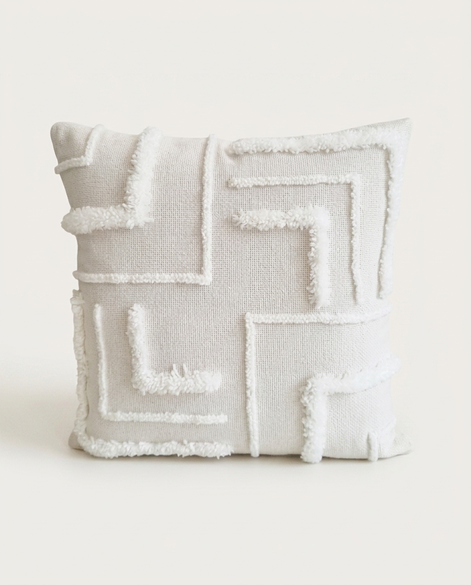 Capa de Almofada Bordada Mulan Off White - image 0
