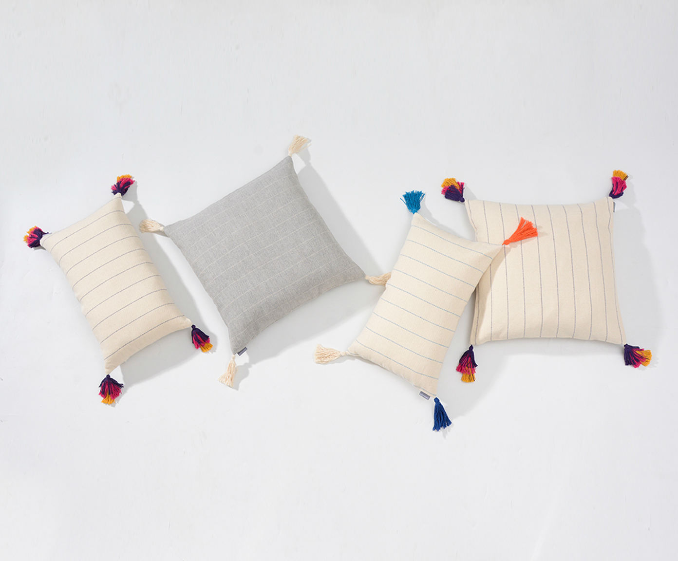 Capa de Almofada com Tassel Geneva - image 1