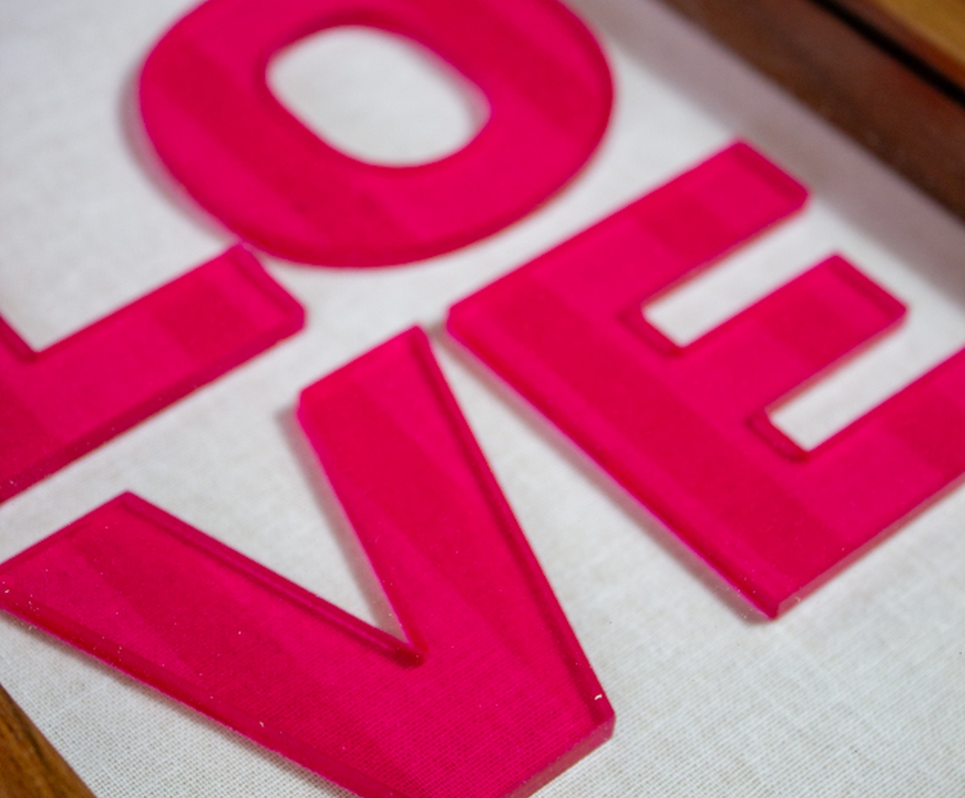 Quadro Decorativo "Love" image number 1