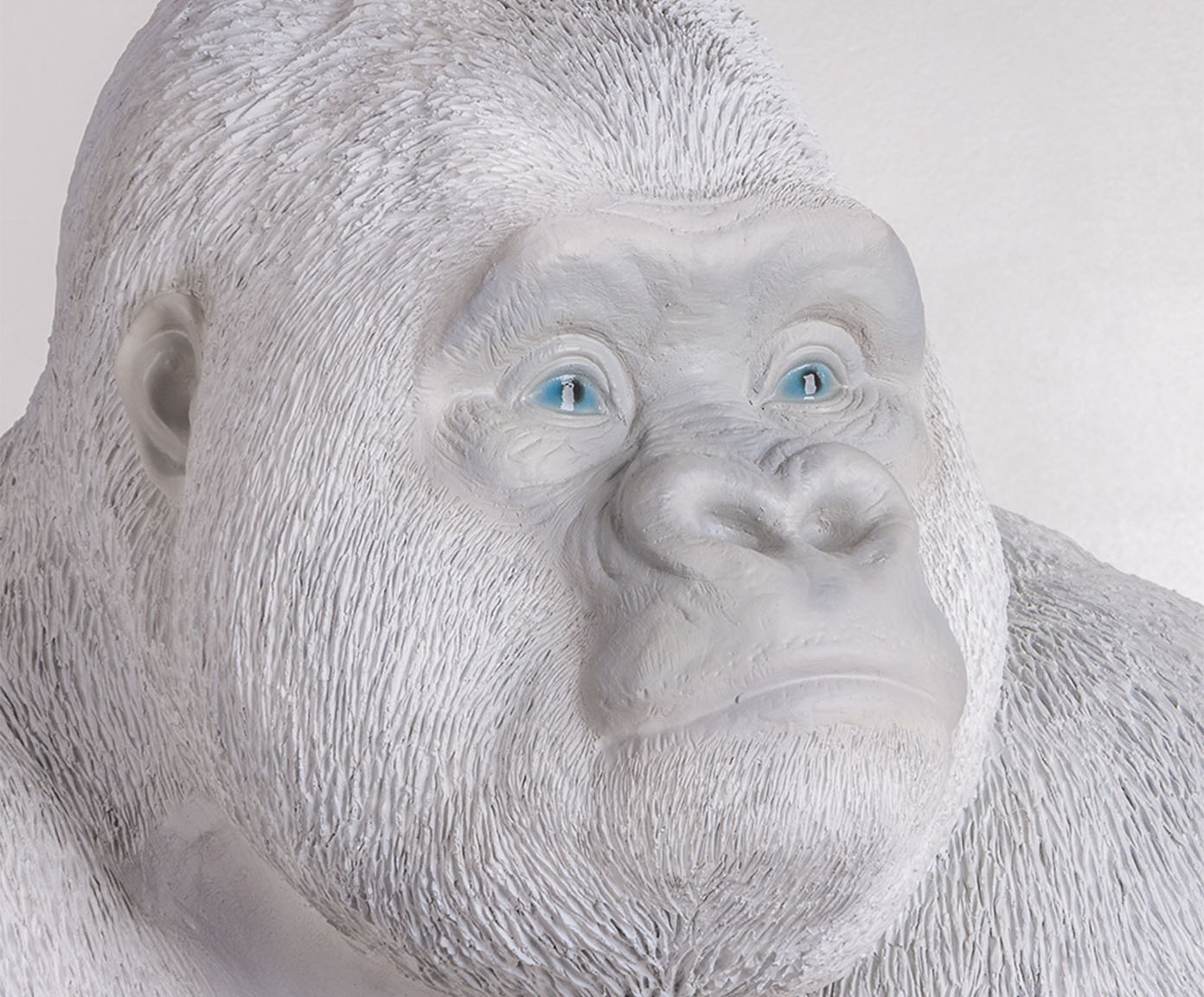 Escultura Gorila Albino&nbsp; image number 3