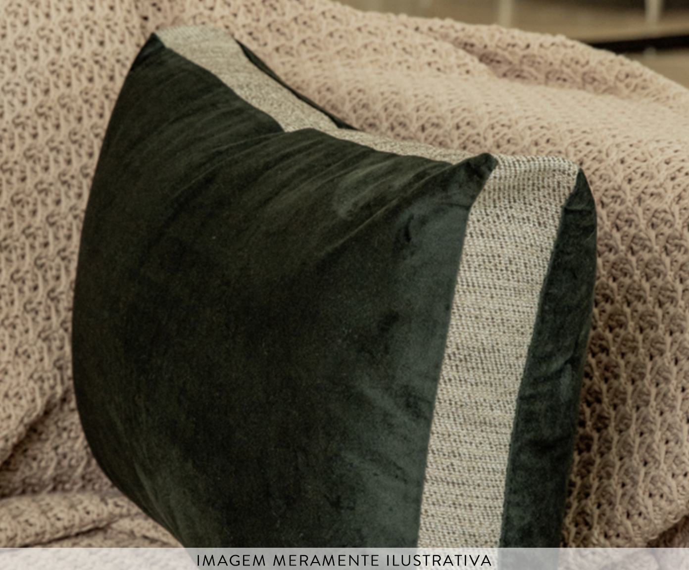 Almofada em Veludo Italian Design - Verde - image 1