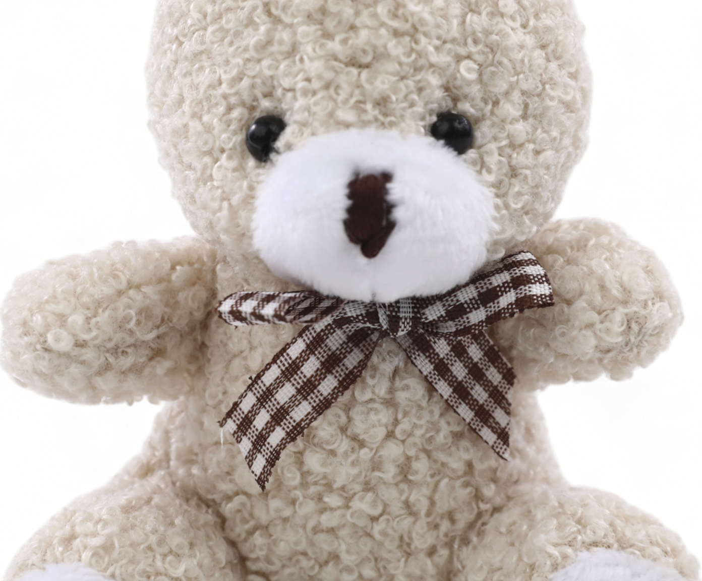 Coelho Pelucia com La&ccedil;o Xadrez Branco image number 2