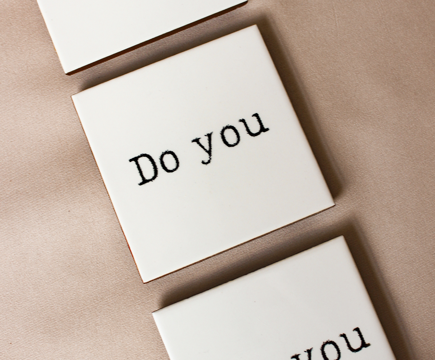 Jogo de Mini Azulejo Decorativo "Do Be For You" image number 1