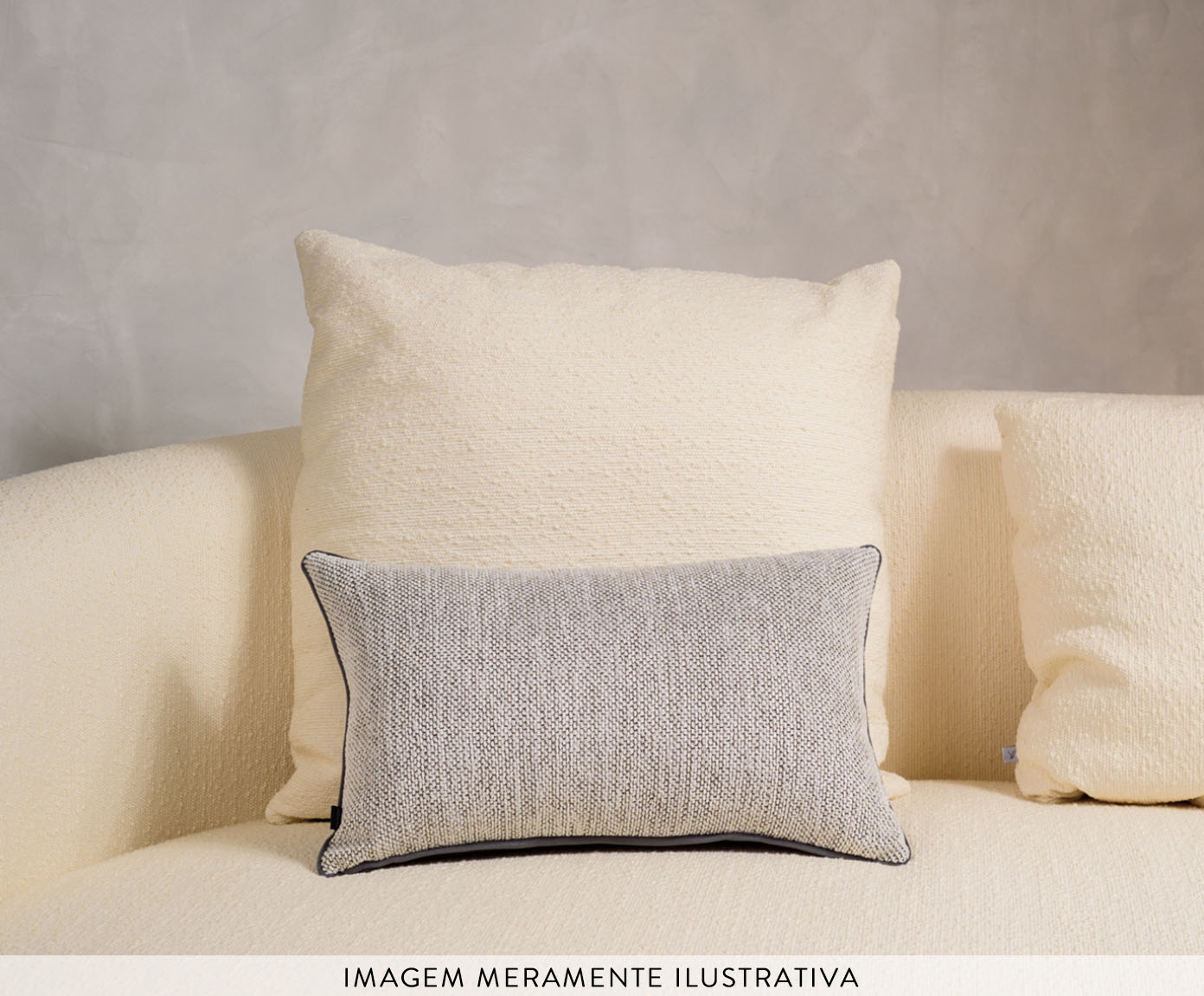 Almofada em Chenille Retangular com Detalhe em Vivo - Cinza Chumbo - image 1